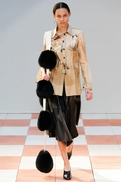 Look 22